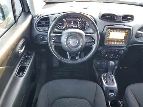 Used 2020 Jeep Renegade Altitude w/ UConnect 8.4 Nav Group image 14