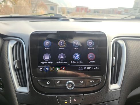 Used 2022 Chevrolet Malibu LT image 22