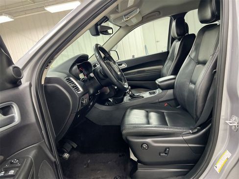 Used 2019 Dodge Durango SXT image 18