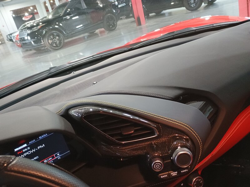 Used 2019 Ferrari 488 GTB RWD image 17