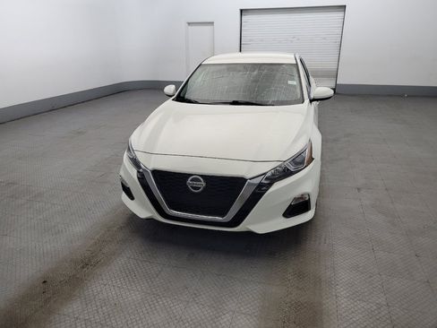 Used 2019 Nissan Altima 2.5 S FWD image 15