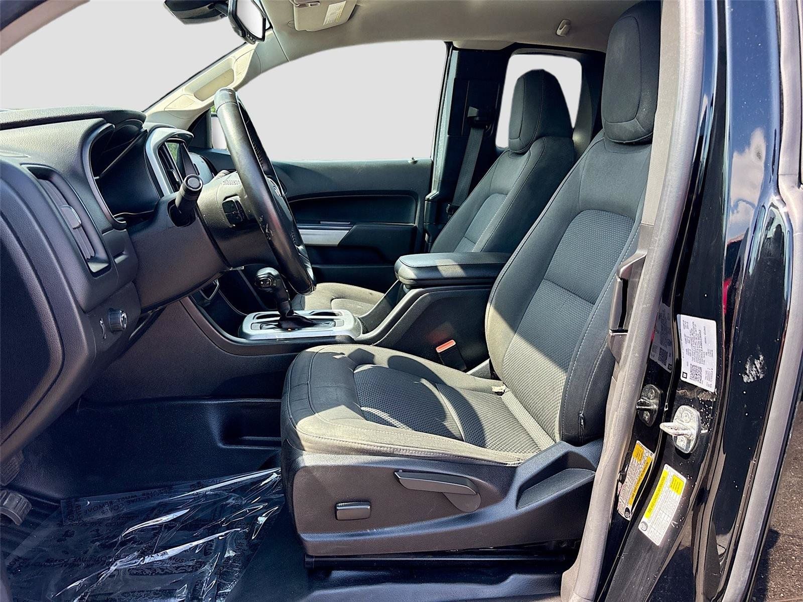 Used 2021 Chevrolet Colorado LT w/ Fleet Safety Package RWD image 19