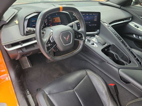 Used 2022 Chevrolet Corvette Stingray Coupe w/ 1LT RWD image 6