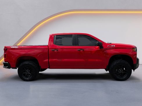 Used 2020 Chevrolet Silverado 1500 Custom Trail Boss w/ Custom Convenience Package AWD/4WD image 2