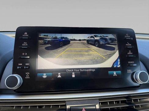 Used 2020 Honda Accord EX image 16
