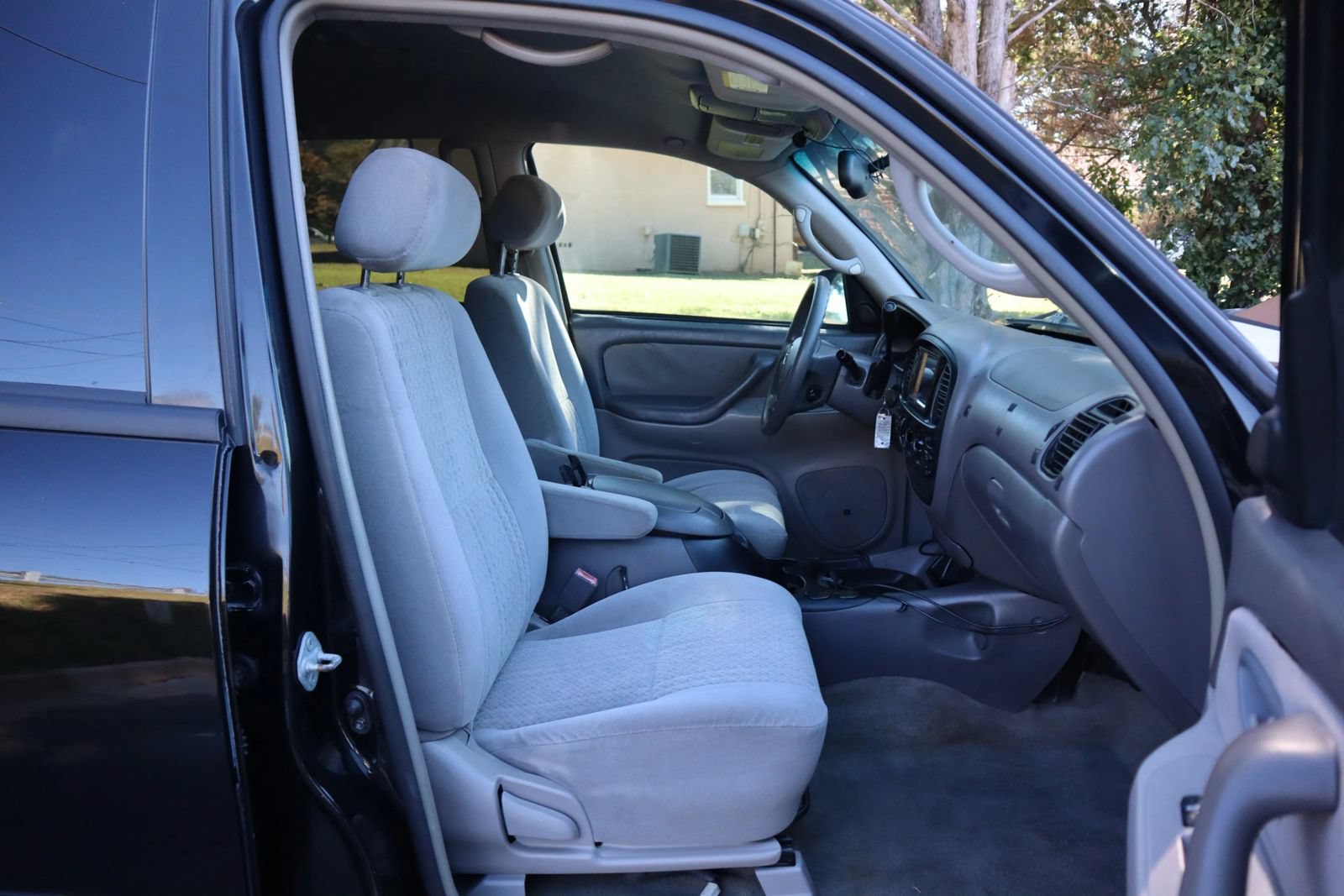 Used 2004 Toyota Tundra SR5 w/ Towing Pkg RWD image 16