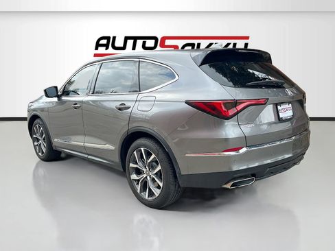Used 2024 Acura MDX w/ Technology Package FWD image 5