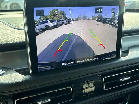 Used 2023 Lincoln Aviator AWD w/ Premium Package image 25