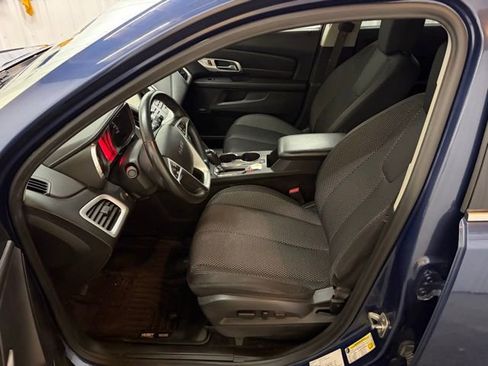 Used 2017 GMC Terrain SLE image 25