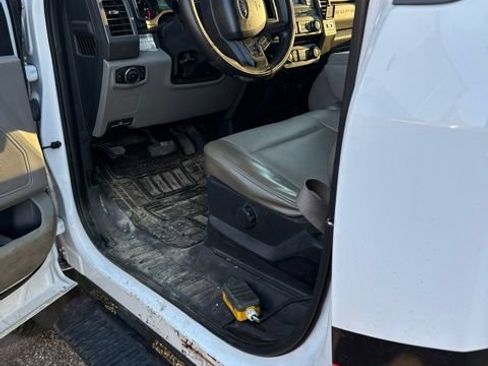 Used 2017 Ford F450 XL w/ Power Equipment Group RWD image 9