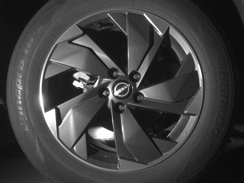 Used 2025 Nissan Rogue SV image 15