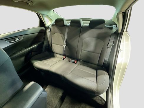 Used 2021 Kia Forte LXS image 13