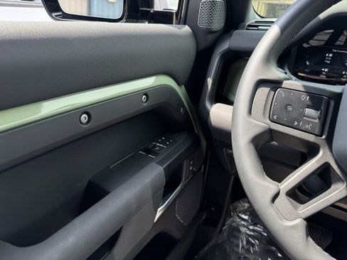 Used 2023 Land Rover Defender 110 75th Limited Edition image 23