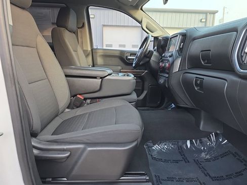 Used 2021 Chevrolet Silverado 1500 LT AWD/4WD image 17