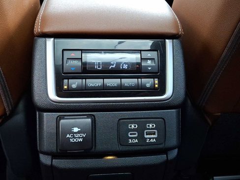 Used 2023 Subaru Ascent Touring AWD/4WD image 13