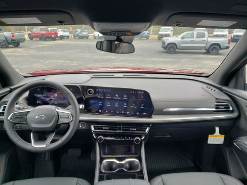 New 2026 Chevrolet Traverse LT w/ Midnight/Sport Edition image 38