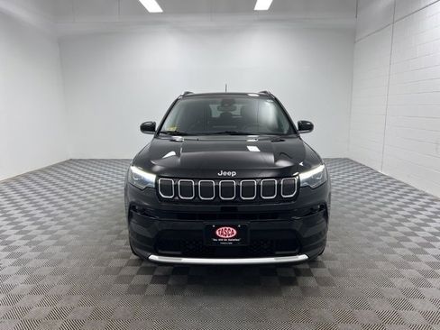 Used 2022 Jeep Compass Limited w/ Elite Group image 2