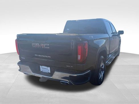 Used 2023 GMC Sierra 1500 SLT AWD/4WD image 18