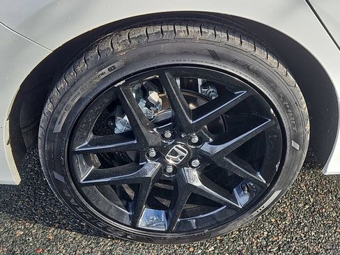 Used 2024 Honda Civic Sport image 9