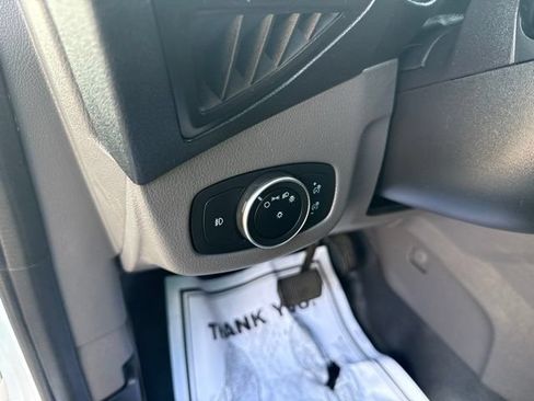 Used 2019 Ford Transit Connect XLT FWD image 15