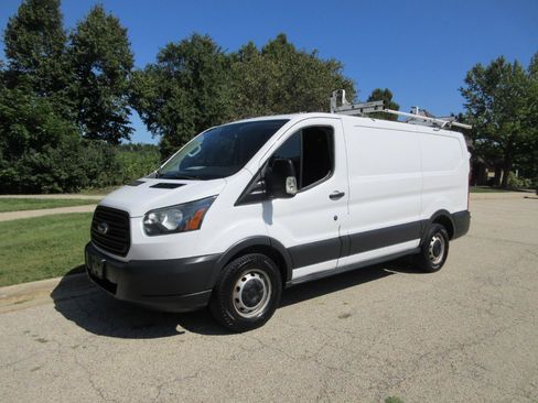 Used 2015 Ford Transit 150 130 Low Roof RWD image 2
