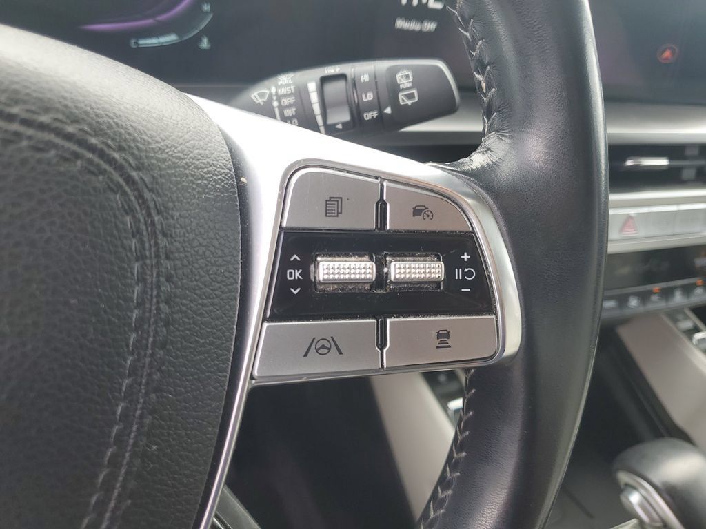 Used 2023 Kia Telluride S FWD image 13