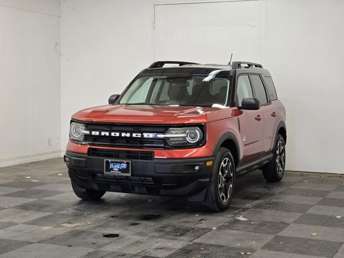 Certified 2024 Ford Bronco Sport Outer Banks AWD/4WD image 4