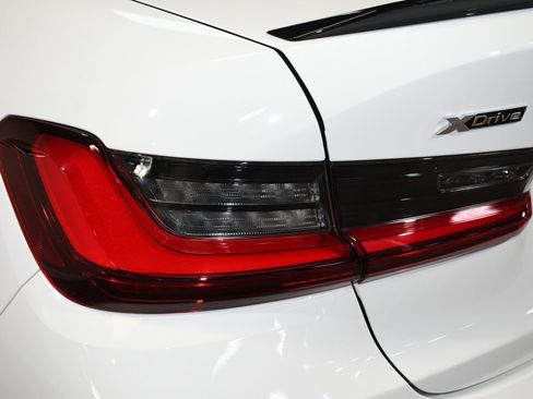 Used 2025 BMW M3 Competition AWD/4WD image 58