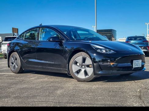 Used 2022 Tesla Model 3 Long Range AWD/4WD image 2