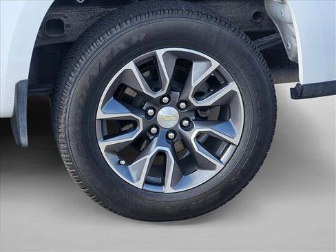 Used 2020 Chevrolet Silverado 1500 LT w/ Texas Edition AWD/4WD image 14