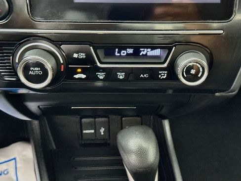 Used 2015 Honda Civic SE image 18