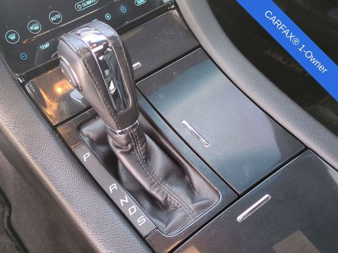 Used 2018 Ford Taurus Limited w/ Driver Assist Package image 39