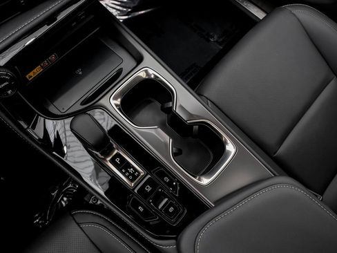 Used 2025 Lexus NX 250 FWD w/ Premium Package image 24