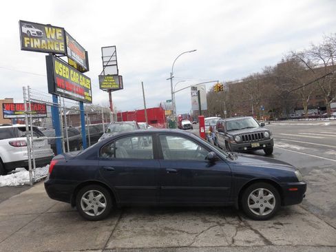 Used 2005 Hyundai Elantra GLS image 8