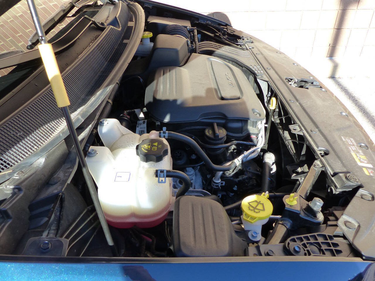 Used 2025 Chrysler Pacifica Select FWD image 19