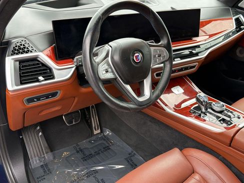 Used 2024 BMW ALPINA XB7 AWD/4WD image 4