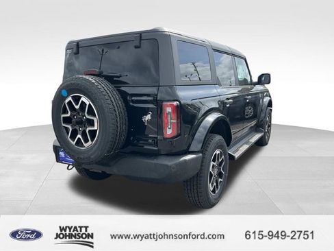 New 2026 Ford Bronco Outer Banks AWD/4WD image 3