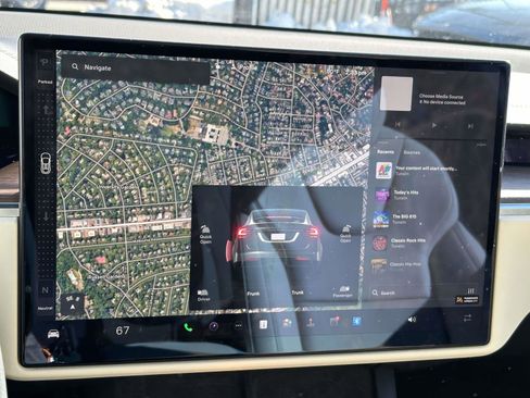 Used 2023 Tesla Model X AWD/4WD image 17