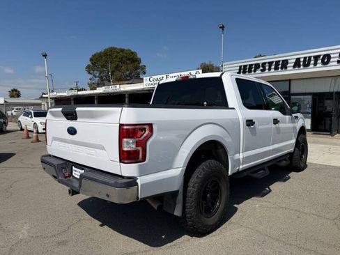 Used 2018 Ford F150 XLT w/ Equipment Group 301A Mid AWD/4WD image 5