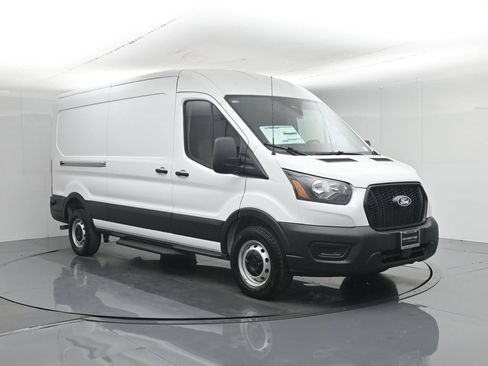 New 2026 Ford Transit 250 148 Medium Roof w/ Load Area Protection Package RWD image 54