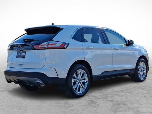 Used 2022 Ford Edge Titanium w/ Class II Trailer Tow Package image 4