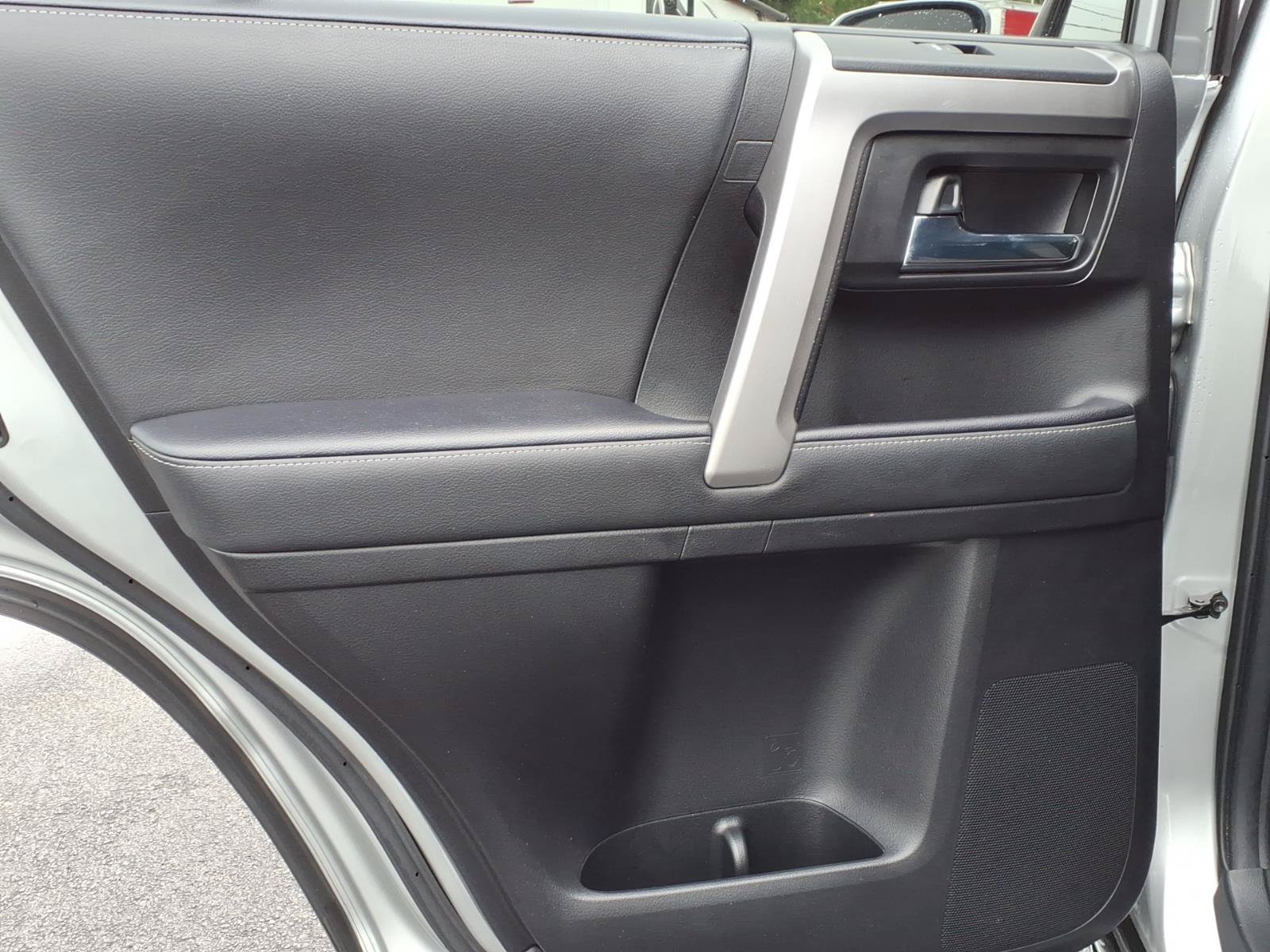Used 2022 Toyota 4Runner SR5 RWD image 18