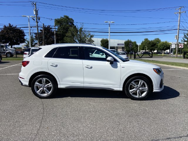 Used 2020 Audi Q3 2.0T Premium AWD/4WD image 4