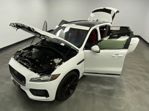 Used 2020 Jaguar F-PACE S image 48