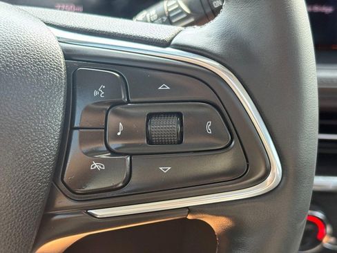 Certified 2025 Buick Encore GX Sport Touring w/ Experience Buick Package AWD/4WD image 18