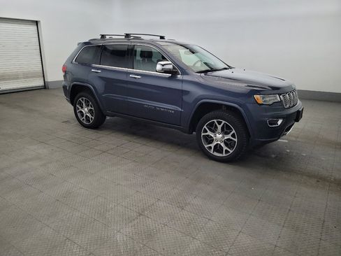 Used 2019 Jeep Grand Cherokee Overland AWD/4WD image 11