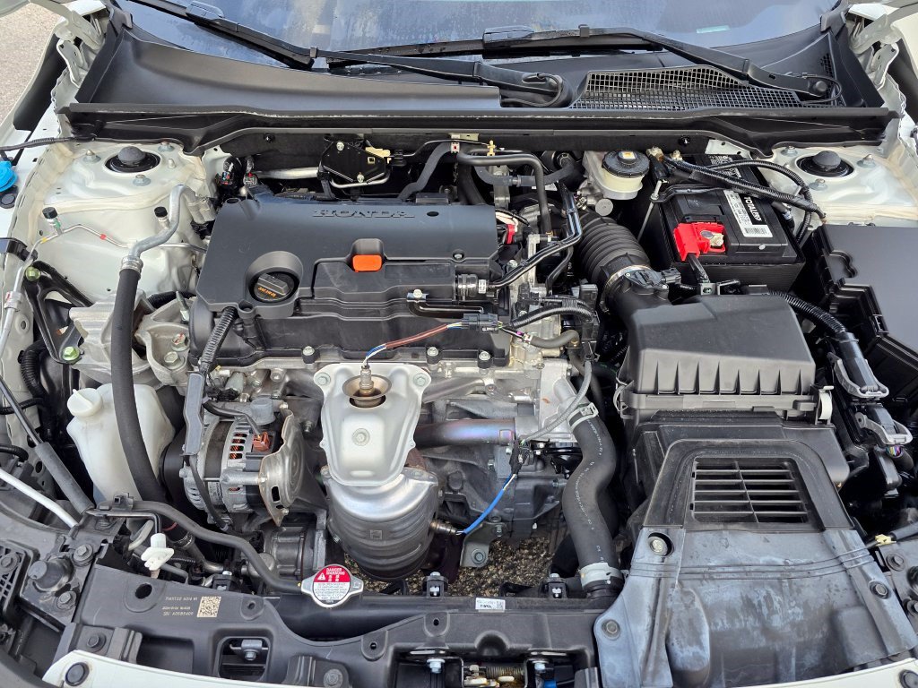 Used 2024 Honda Civic Sport image 12