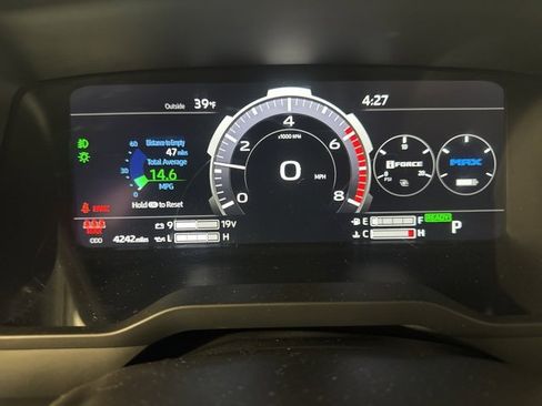 Used 2025 Toyota Tundra Platinum image 19