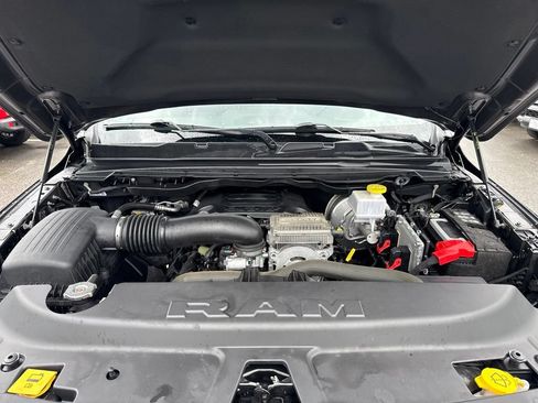Used 2022 RAM 1500 Laramie AWD/4WD image 30