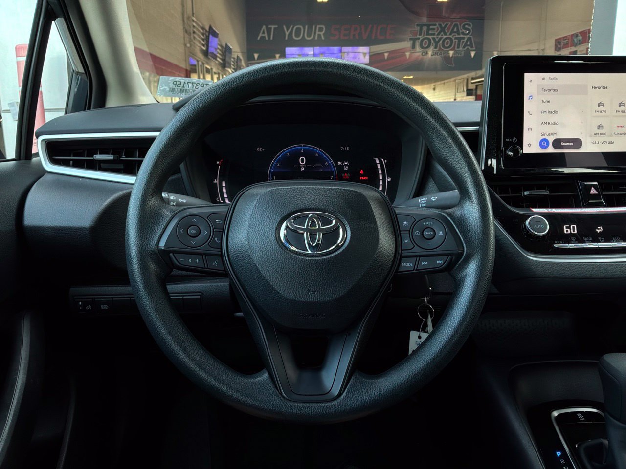 Used 2026 Toyota Corolla LE FWD image 33